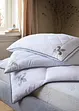 Couette microfibre toucher duvet Lys confort mi-ferme, bonprix